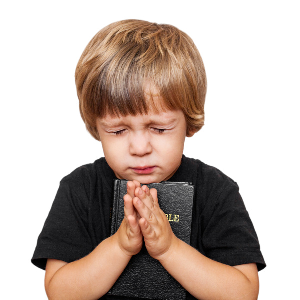 正在祷告的男孩图片