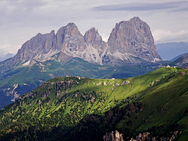 高山