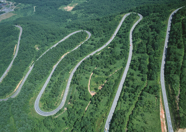 道路山路长龙图片