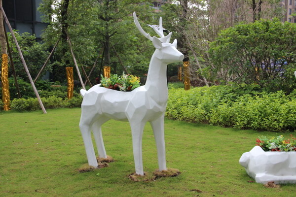 房地产园林草地鹿雕塑