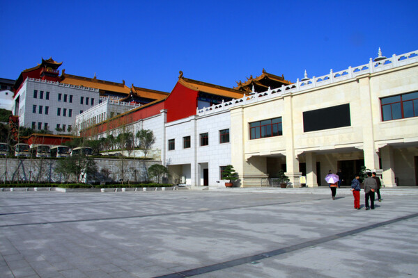 会稽山龙华寺图片