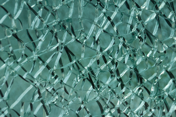 破裂的玻璃