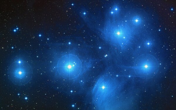 昴宿星团图片