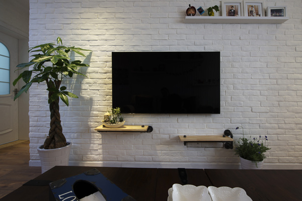 中式客厅灰色电视背景墙装修效果图