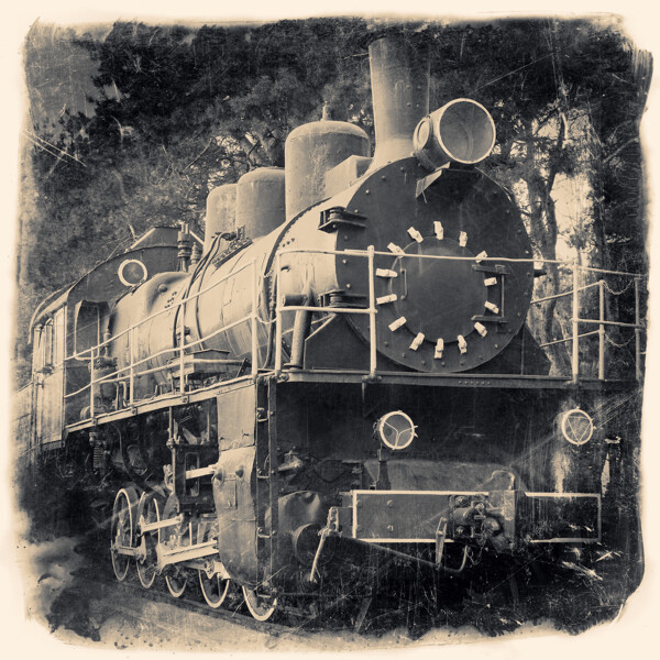 老式火车黑白照片