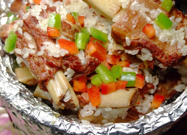 驴肉焖饭图片