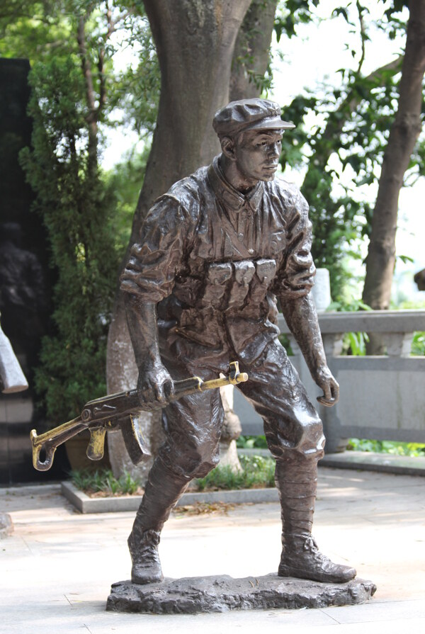 战士的雕像图片