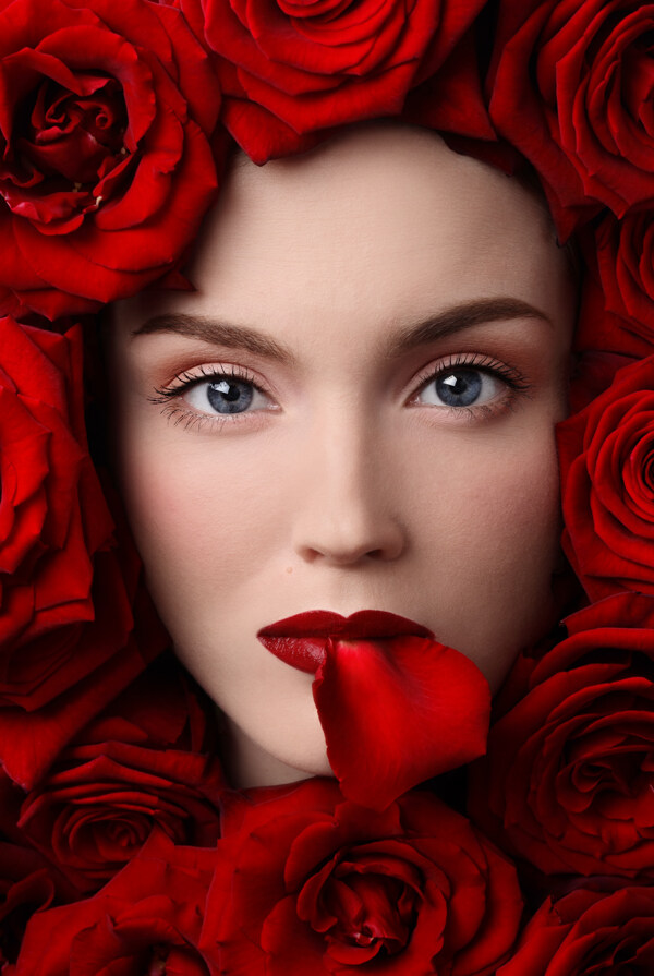 玫瑰花与美女脸部图片