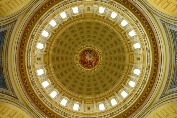 威斯康辛州的国会大厦圆顶图片