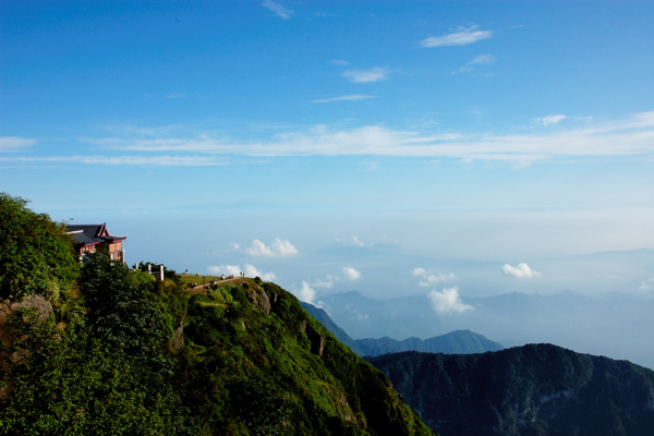 峨眉山金顶图片